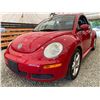 Image 2 : PARKSVILLE - 2010 VOLKSWAGEN BEETLE RED 161545 MILES - 013746