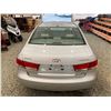 Image 19 : PARKSVILLE - 2008 HYUNDAI SONATA GREY 198583 KMS - 318478