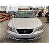 Image 6 : PARKSVILLE - 2008 HYUNDAI SONATA GREY 198583 KMS - 318478