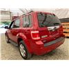 Image 20 : PARKSVILLE - 2010 FORD ESCAPE RED 163988 KMS - D02915
