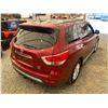 Image 16 : PARKSVILLE - 2015 NISSAN PATHFINDER RED 161921 KMS -620180