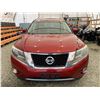 Image 6 : PARKSVILLE - 2015 NISSAN PATHFINDER RED 161921 KMS -620180