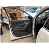 Image 48 : PARKSVILLE - 2014 HYUNDAI SANTA FE SPORT WHITE 226069 KMS - 157983-2