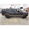 Image 12 : PARKSVILLE - 2000 FORD EXCURSION GREEN 167698 KMS - A13239-3