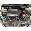 Image 33 : PARKSVILLE - 2013 HONDA ACCORD WHITE 195217 KMS - 801109-2