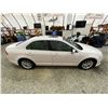 Image 12 : PARKSVILLE - 2010 FORD FUSION WHITE 200796 KMS - 289360-2