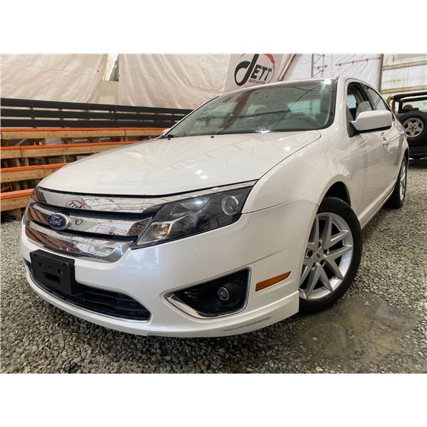 PARKSVILLE - 2010 FORD FUSION WHITE 200796 KMS - 289360-2