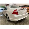 Image 20 : PARKSVILLE - 2010 FORD FUSION WHITE 200796 KMS - 289360-2