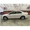 Image 23 : PARKSVILLE - 2010 FORD FUSION WHITE 200796 KMS - 289360-2