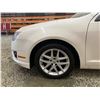 Image 31 : PARKSVILLE - 2010 FORD FUSION WHITE 200796 KMS - 289360-2
