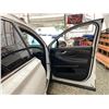 Image 37 : PARKSVILLE - 2019 HYUNDAI SANTA FE WHITE 157280 KMS - 121255-3