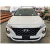 Image 6 : PARKSVILLE - 2019 HYUNDAI SANTA FE WHITE 157280 KMS - 121255-3