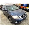 Image 10 : PARKSVILLE - 2014 NISSAN PATHFINDER BLUE 207023 KMS - 668195-2