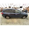 Image 12 : PARKSVILLE - 2014 NISSAN PATHFINDER BLUE 207023 KMS - 668195-2