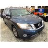 Image 9 : PARKSVILLE - 2014 NISSAN PATHFINDER BLUE 207023 KMS - 668195-2