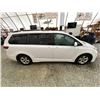 Image 12 : PARKSVILLE - 2019 TOYOTA SIENNA WHITE 261221 KMS - 970631-3