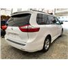 Image 14 : PARKSVILLE - 2019 TOYOTA SIENNA WHITE 261221 KMS - 970631-3