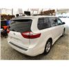 Image 15 : PARKSVILLE - 2019 TOYOTA SIENNA WHITE 261221 KMS - 970631-3