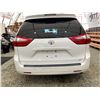 Image 17 : PARKSVILLE - 2019 TOYOTA SIENNA WHITE 261221 KMS - 970631-3