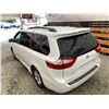 Image 22 : PARKSVILLE - 2019 TOYOTA SIENNA WHITE 261221 KMS - 970631-3