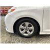 Image 31 : PARKSVILLE - 2019 TOYOTA SIENNA WHITE 261221 KMS - 970631-3