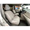 Image 39 : PARKSVILLE - 2019 TOYOTA SIENNA WHITE 261221 KMS - 970631-3