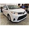 Image 8 : PARKSVILLE - 2019 TOYOTA SIENNA WHITE 261221 KMS - 970631-3