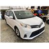 Image 9 : PARKSVILLE - 2019 TOYOTA SIENNA WHITE 261221 KMS - 970631-3