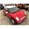 Image 10 : PARKSVILLE - 2002 MINI COOPER RED 143904 KMS - C33015-3