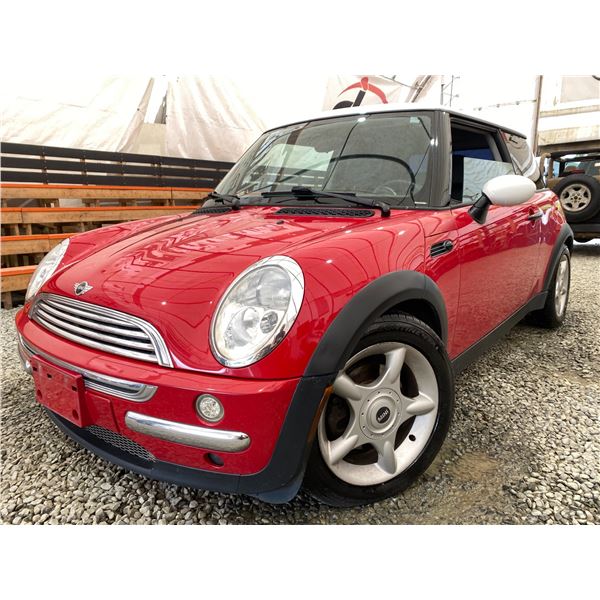 PARKSVILLE - 2002 MINI COOPER RED 143904 KMS - C33015-3