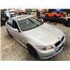 Image 10 : PARKSVILLE - 2011 BMW 323 I GREY 187219 KMS - M68467-3