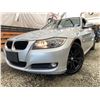 Image 1 : PARKSVILLE - 2011 BMW 323 I GREY 187219 KMS - M68467-3
