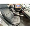 Image 39 : PARKSVILLE - 2011 BMW 323 I GREY 187219 KMS - M68467-3