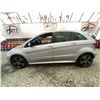 Image 23 : PARKSVILLE - 2011 MERCEDES-BENZ B200T GREY 149774 KMS - 610227-3