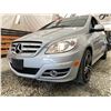 Image 2 : PARKSVILLE - 2011 MERCEDES-BENZ B200T GREY 149774 KMS - 610227-3
