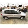 Image 13 : PARKSVILLE - 2010 VOLKSWAGEN TIGUAN GREY 141678 KMS - 519736-2
