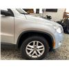 Image 25 : PARKSVILLE - 2010 VOLKSWAGEN TIGUAN GREY 141678 KMS - 519736-2