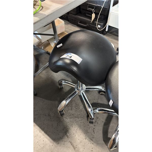 CONTOUR SADDLE SEAT AESTHETICIAN CHAIR ERGONOMIC ROLLING STOOL