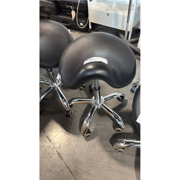 CONTOUR SADDLE SEAT AESTHETICIAN CHAIR ERGONOMIC ROLLING STOOL