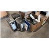 Image 2 : MAGNIFIER LAMP, WALL CLOCK, HONEYWELL HEATER AND REMINTON 1 CLIPPER, SHOP VAC AND MORE