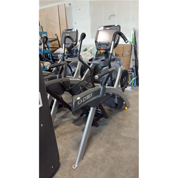 CYBEX 772AT TOTAL BODY ARC TRAINER PREMIUM COMMERCIAL CARDIO CROSS TRAINER