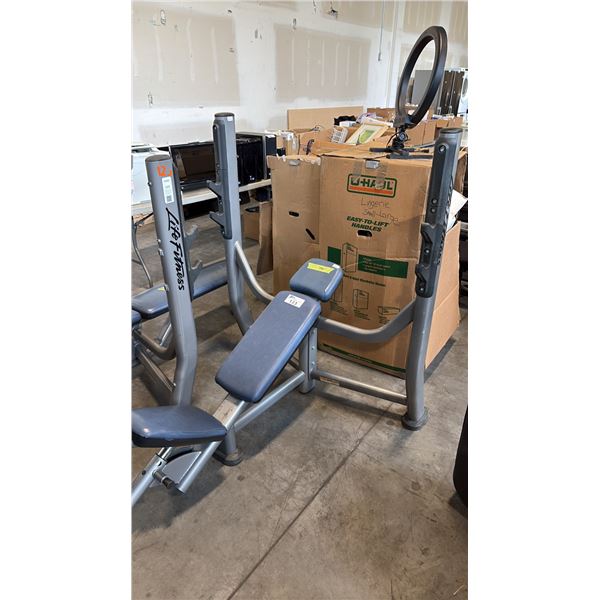 LIFE FITNESS SIGNATURE SERIES OLYMPIC INCLINE BENCH PRESS HEAVY DUTY PREMIUM FREE WEIGHT STATION