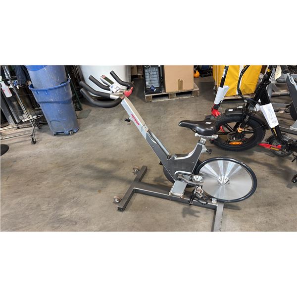 KEISER M3 COMMERCIAL MAGNETIC REAR-FLYWHEEL INDOOR SPIN  BIKE