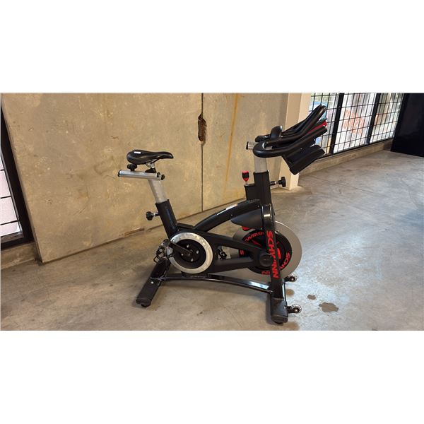 SCHWINN AC PERFORMANCE PLUS CARBON BLUE INDOOR CYCLING STUDIO SPIN BIKE WORN SEAT BASE