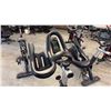 Image 3 : SCHWINN AC PERFORMANCE PLUS CARBON BLUE INDOOR CYCLING STUDIO SPIN BIKE WORN SEAT BASE