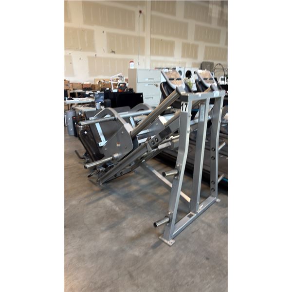 HAMMER STRENGTH LINEAR LEG PRESS STATION 95" L X 65" W X 57" H