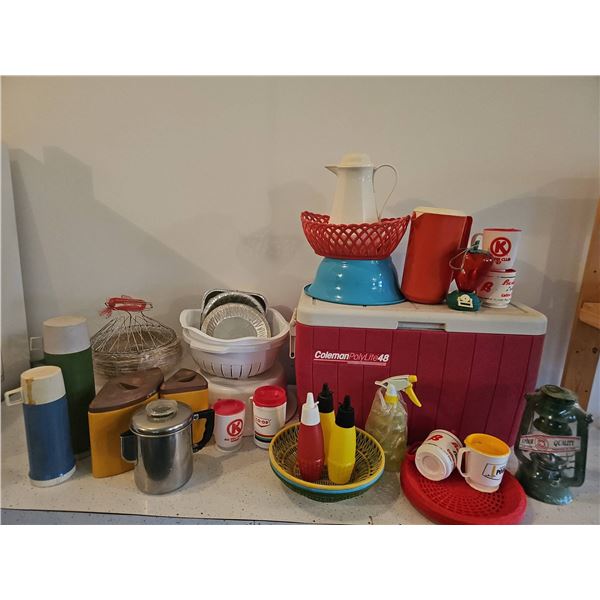 Fantastic New and Vintage Picnic and Camping Collection! Everything you could need in one lot!