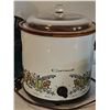 Image 8 : Vintage MCM Kitchen Appliances and Decor with original Stanley
