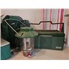 Image 3 : VINTAGE Coleman Camp Stove and Lantern Lot