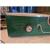 Image 6 : VINTAGE Coleman Camp Stove and Lantern Lot